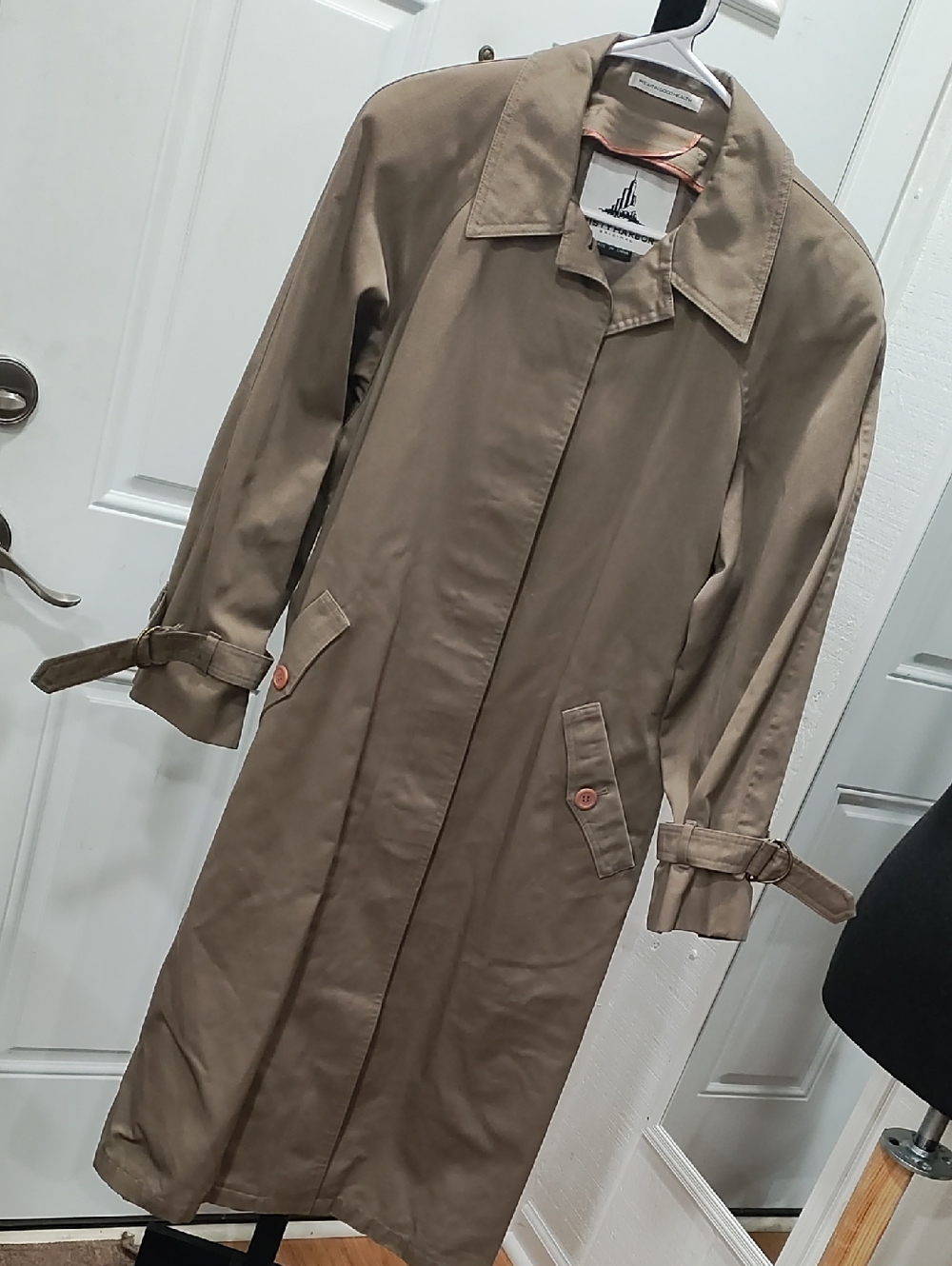 Classic Women's Tan Trench Coat